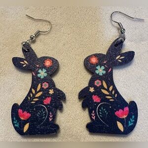Rabbit Bunny floral earrings - new in mesh bag